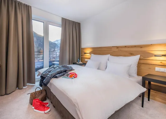 Heart Hotel Grischuna